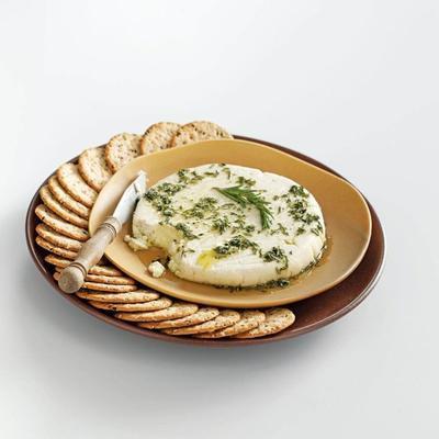 fromage feta aux amandes avec huile d'herbes