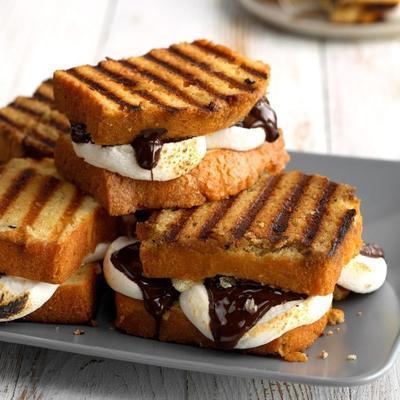 pound cake s'mores