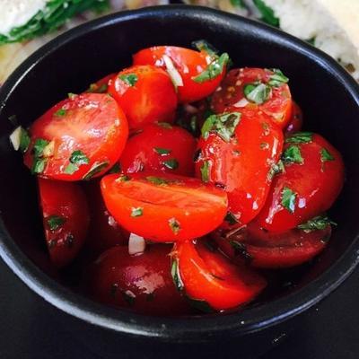 salade de tomates cerises marinées