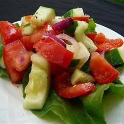 salade de concombre tomate