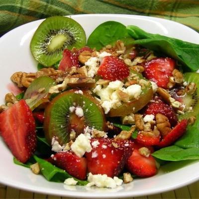 salade de fraises, kiwi et épinards
