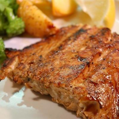 saumon mariné grillé