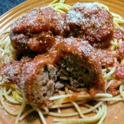 sauce à spaghetti italienne aux boulettes de viande