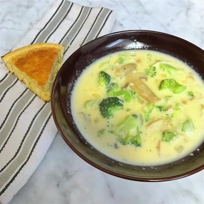 soupe de brocoli au fromage