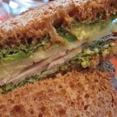 sandwich au soleil pesto basilic