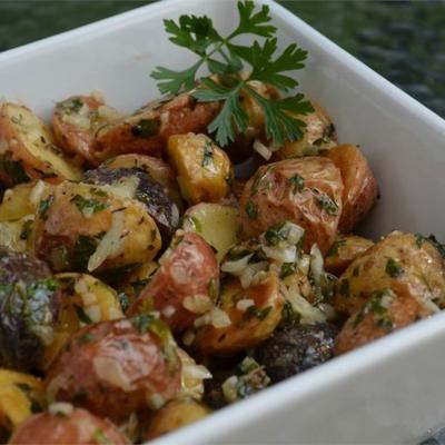 salade de pommes de terre nouvelles rôties aux olives