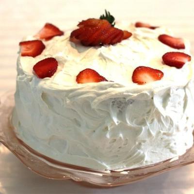 gâteau de rêve aux fraises i