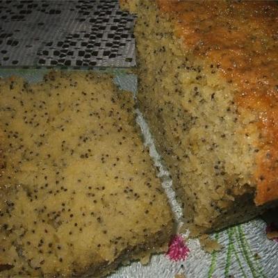 Gâteau moelleux aux graines de pavot et citron