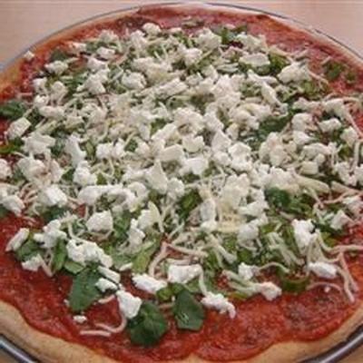 pizza au fromage de chèvre basilic