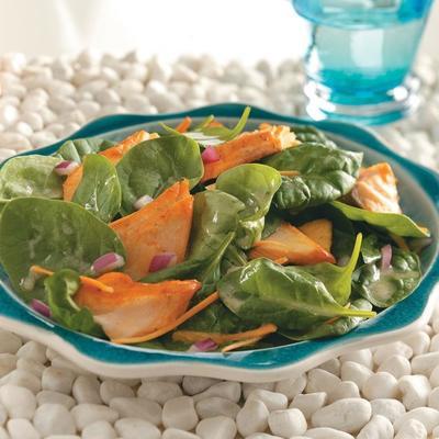 salade de saumon au paprika fumé avec vinaigrette au dijon