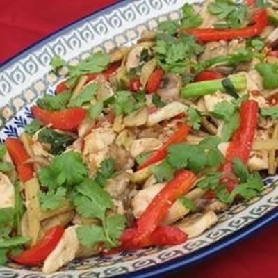 poulet thaï au gingembre (gai pad king)