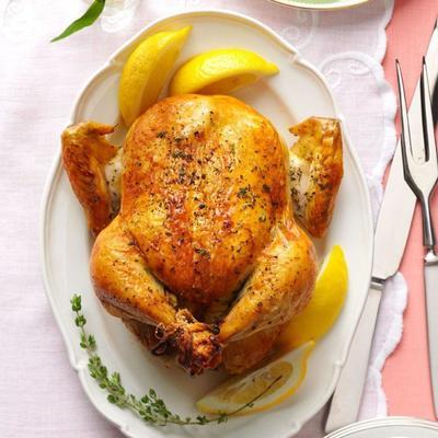 Poulet rôti au citron et au thym frais