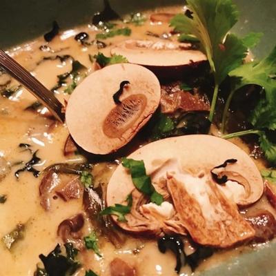 soupe aux champignons coco-tamari