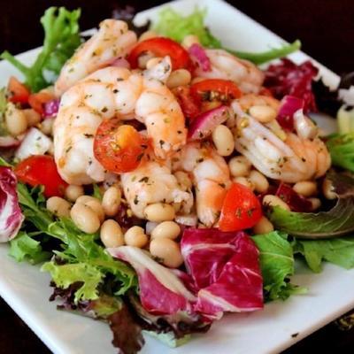 salade de crevettes et haricots blancs