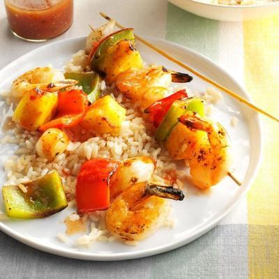 brochettes de crevettes marinées