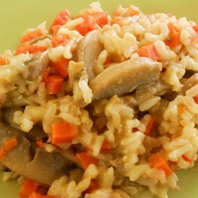 riz brun au four avec carottes et champignons