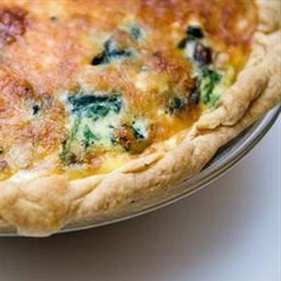 quiche aux épinards et aux champignons avec champignons shiitake