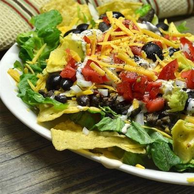 salade taco aux haricots noirs