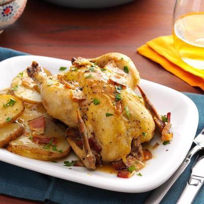 poules de cornouailles avec pommes de terre