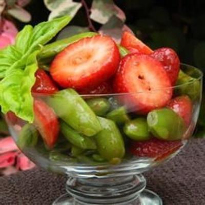 salade de petits pois à la fraise