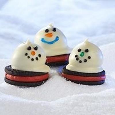 faire fondre des bonhommes de neige boules de biscuits oreo