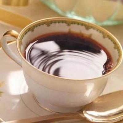 mélange de boisson chaude à la framboise et à la limonade