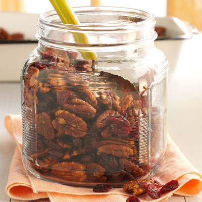 pecans 'n' canneberges épicées