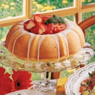 gâteau au citron rempli de baies