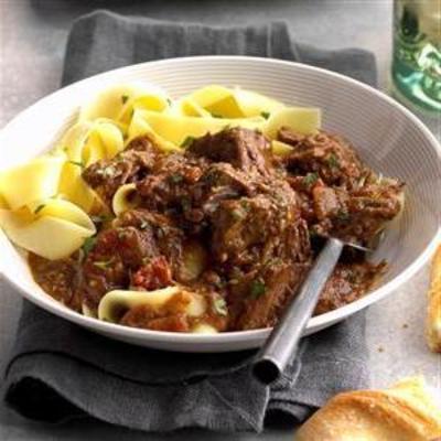 boeuf à la mijoteuse avec sauce mole rouge