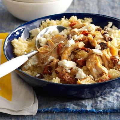 Poulet à l'ail grec et médaille d'or avec couscous