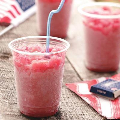 limonade de baies rouges et bleues