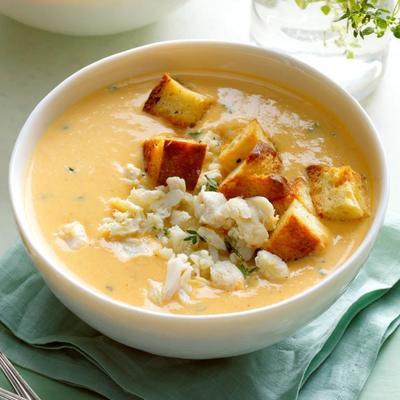 soupe de patates douces et de crabe