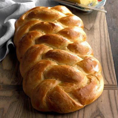 tresse de célébration