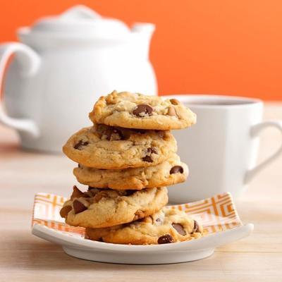 biscuits aux brisures de chocolat à l'avoine et au beurre d'arachide biscuits aux brisures de chocolat à l'avoine et au beurre d'arachide