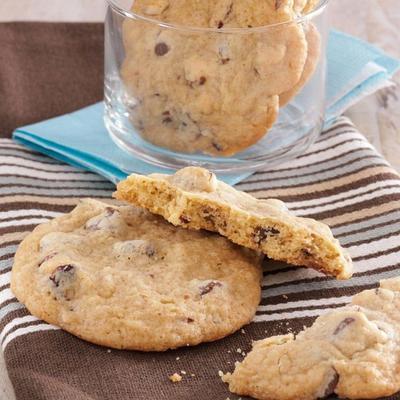 biscuit aux pépites de chocolat aux noisettes