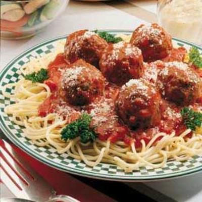 spaghettis et boulettes de viande pour deux