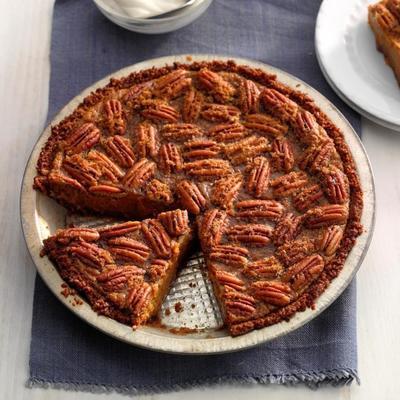 Tarte pralinée à la patate douce en croûte au gingembre