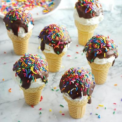 cupcakes au cornet de crème glacée au chocolat