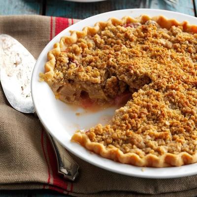 Tarte à la fraise et à la rhubarbe