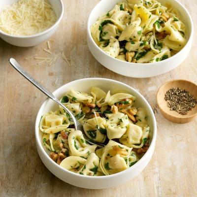 tortellini au persil et aux noix