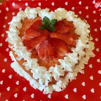 gâteau aux fraises et pépites de chocolat blanc