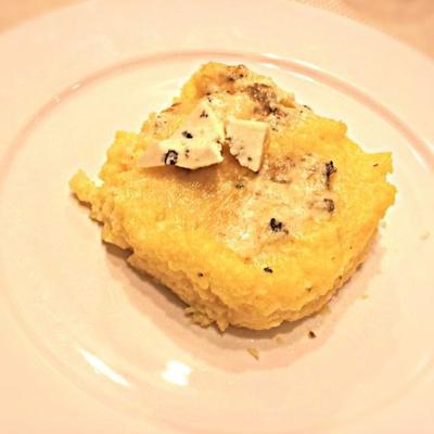 polenta avec il gorgonzola dans un pentola a pressione (polenta gorgonzola cuite)