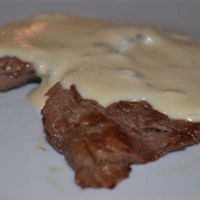 steak de céto à la sauce au fromage bleu