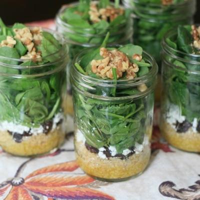 Salade d'épinards à préparer dans un bocal