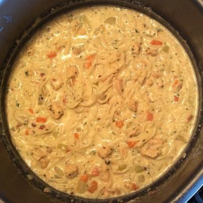 soupe de nouilles au poulet crémeuse de Suzanne's Instant Pot®