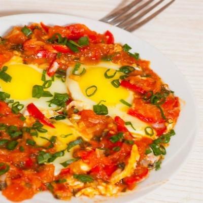 shakshouka épicée à un pot