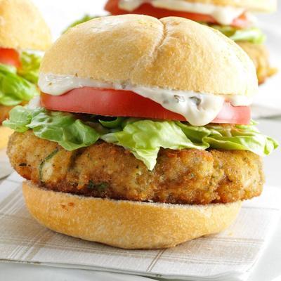 hamburgers au crabe cajun