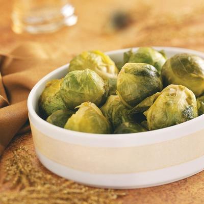 choux de Bruxelles glacés à l'érable et au dijon