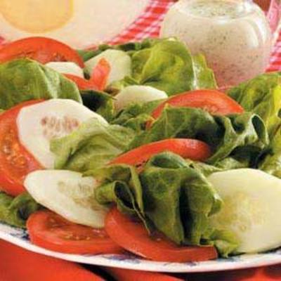 Salade de tomate et de cocombre
