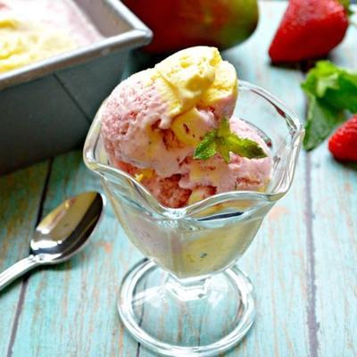 glace fraise-mangue à la menthe fraîche